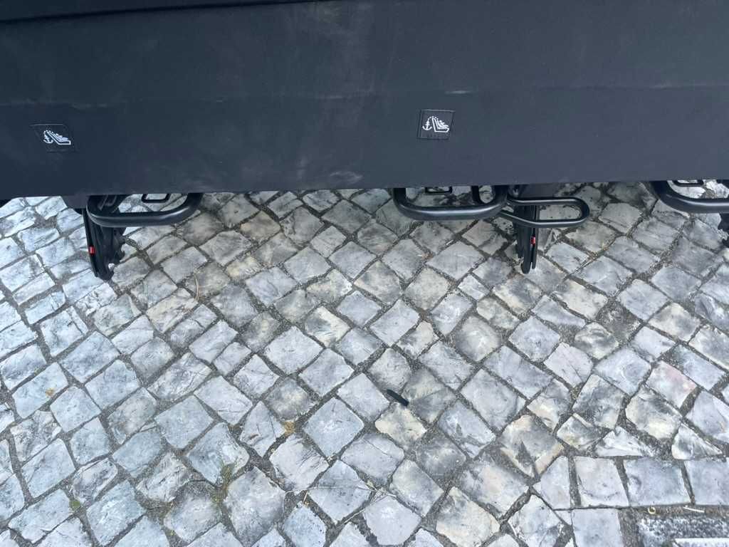 Banco triplo para Mercedes Vito 2021.