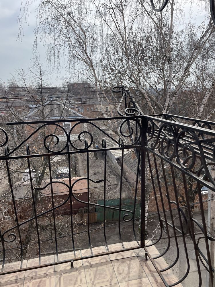 Продам 2 кім квартиру ( Архангельська)