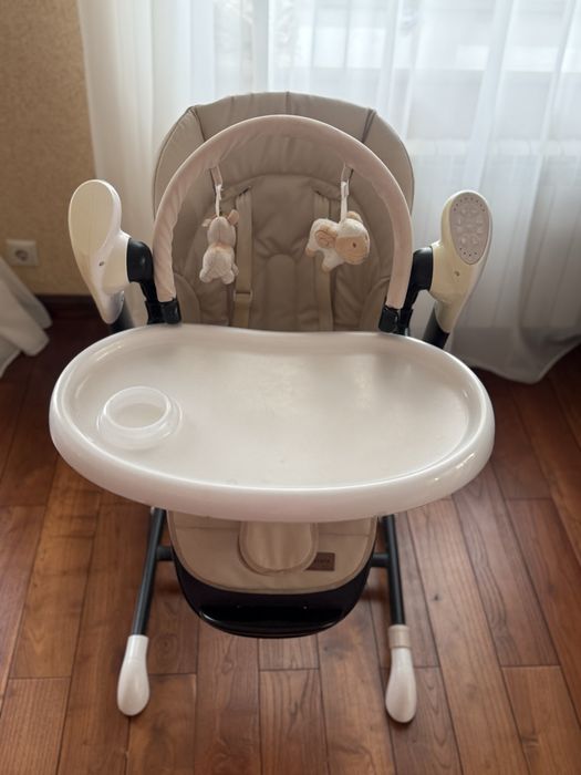 Стільчик для годування гойдалка Carello Cascata стульчик для кормления