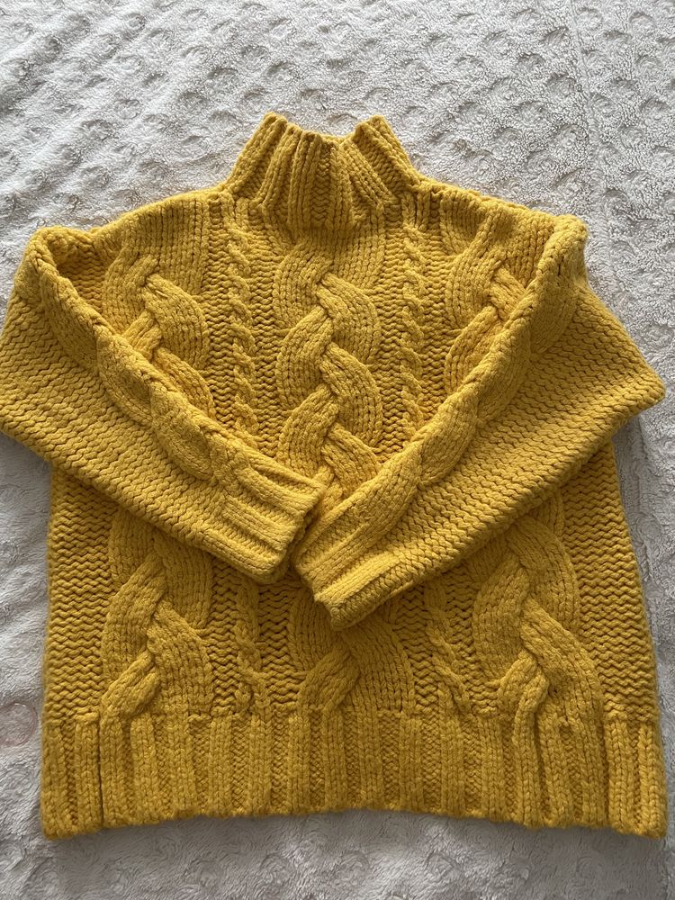 Żółty sweter Reserved rozm.S/M