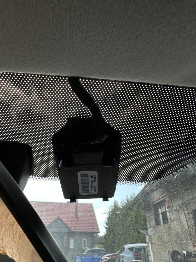 Radia moduły mikrofony wyświetlacze Fiesta mk7 przedlift polift
