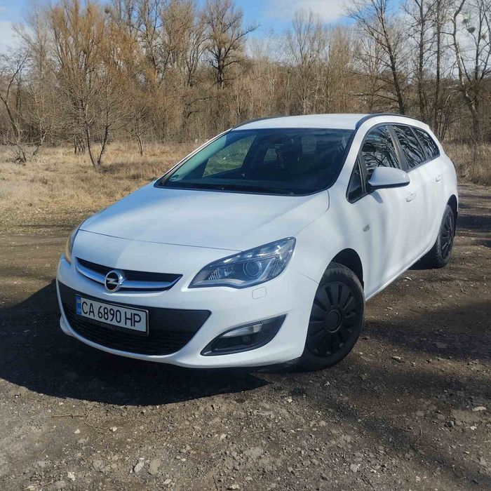 Опель Астра 2014