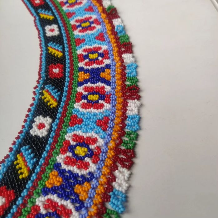 Силянка. Українське намисто до вишиванки. Кольє з бісеру