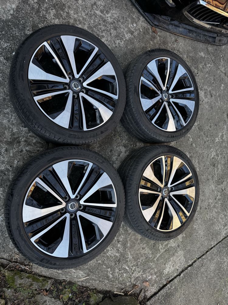 Koła felgi z oponami 235/40/19 volvo v60,s60