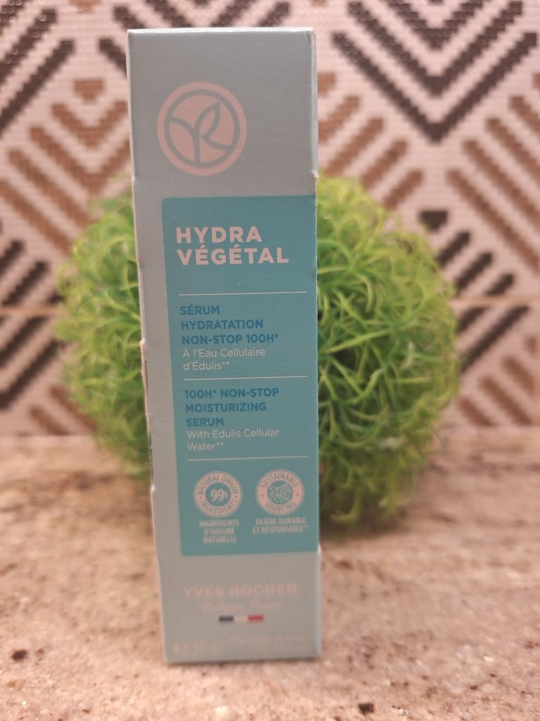 Serum intensywnie nawilżające Hydra Végétal Nowe Yves Rocher