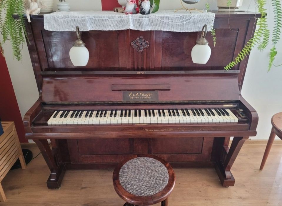 Pianino, zabytkowe pianino,