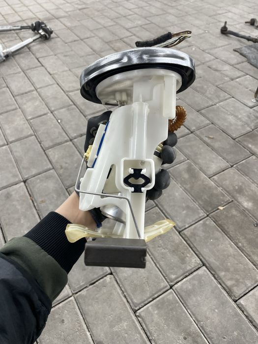 Топливный насос BMW E46 Ідеал оригінал паливний насос в бак БМВ Е46