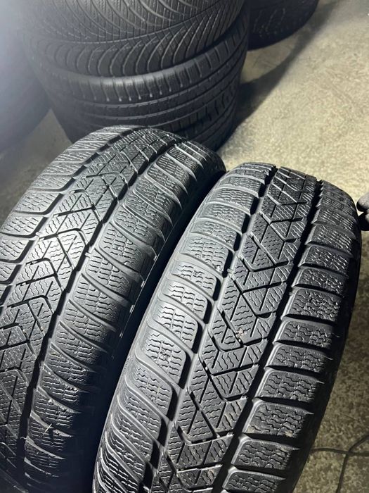 Автошини зимові Pirelli 205/60/16 (2шт)Резина,Колеса,Гума,Скати, Шини)