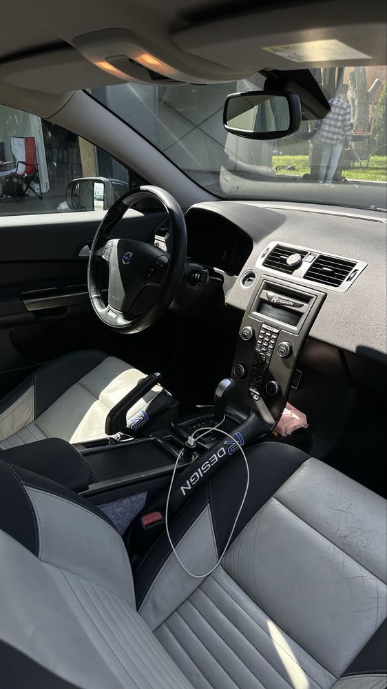 Volvo C30 T5, 230KM