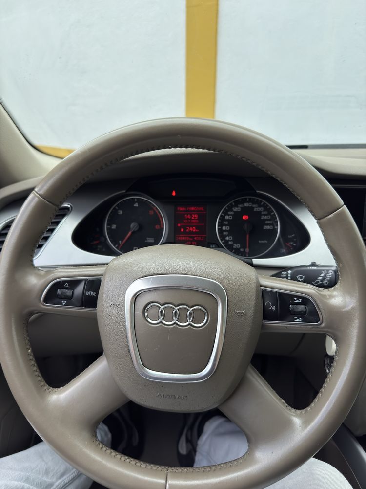 Audi A4 avant 2011