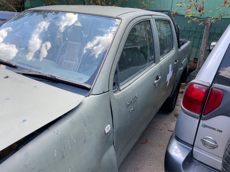 Двері Toyota Hilux 2004-2015