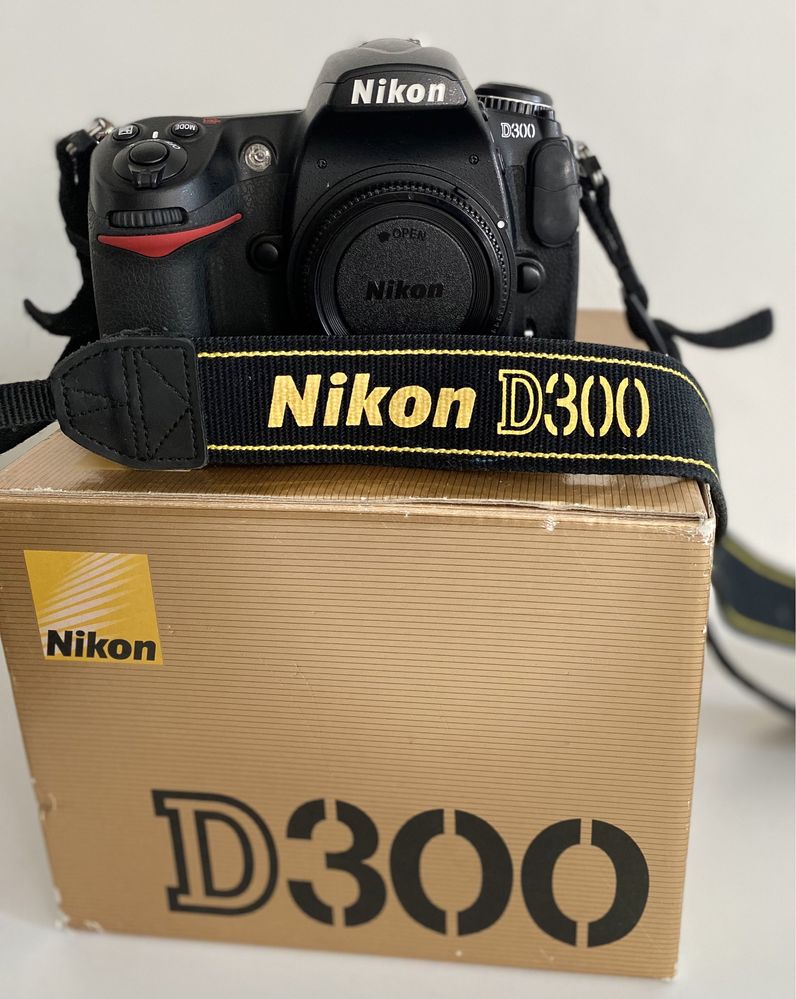 Nikon D300 zestaw