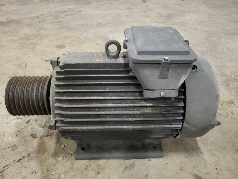 Silnik 18,5kw, 2910 obr.