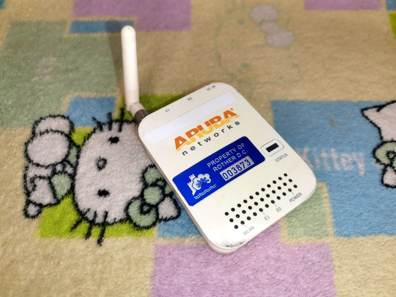 Точка доступа Wi-Fi Aruba RAP-2WG состояние НЕИЗВЕСТНО ПОД РЕМОНТ