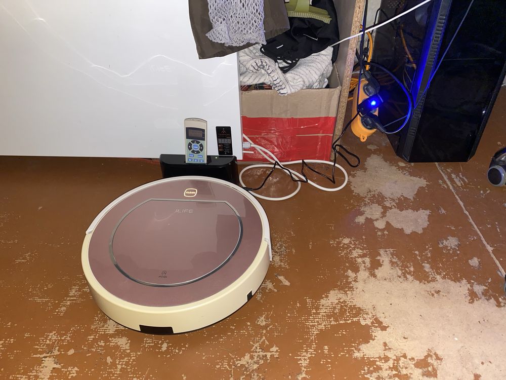 Work Робот-пылесос ILIFE Robot Vacuum V7s plus розовый 4 режима уборки