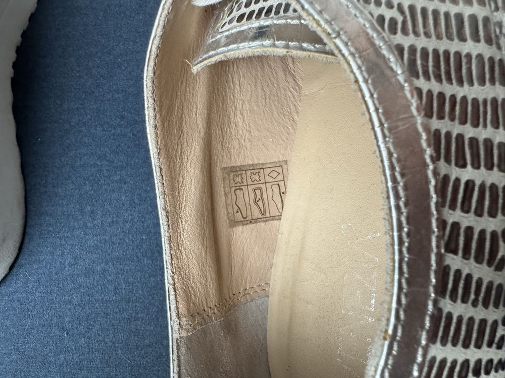 Skórzane buty r. 40
