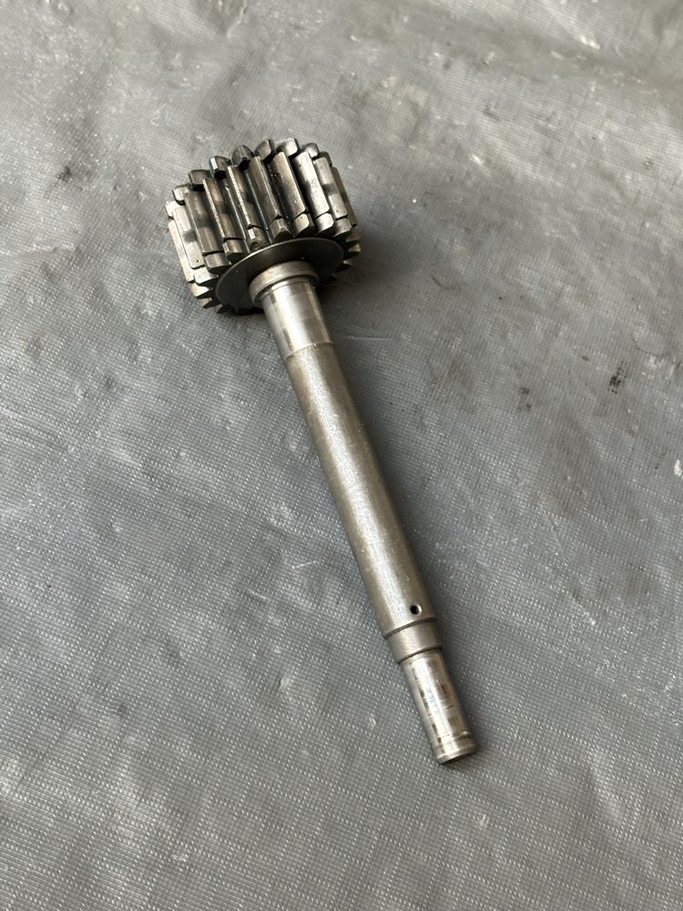 Wałek pompy wody tryb silnika HONDA MTX125