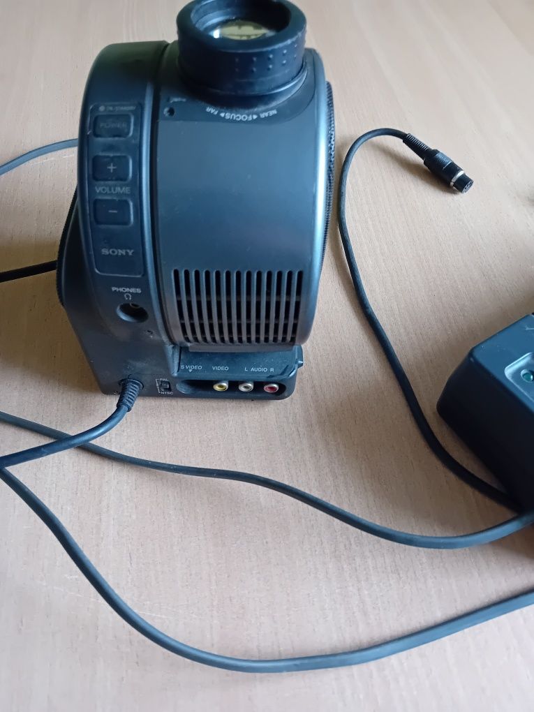 Sony CPJ-100E LCD Projector
