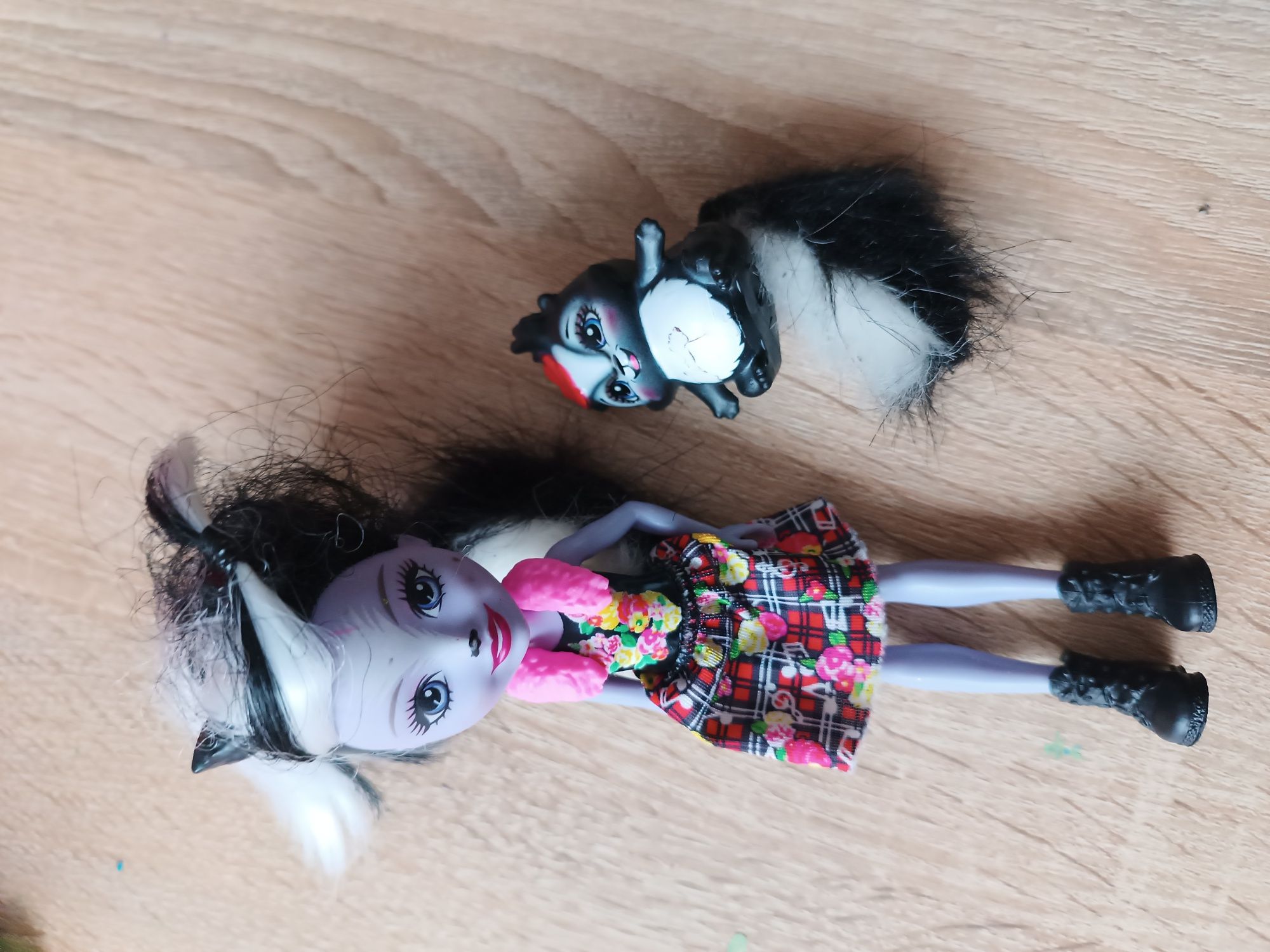 Lalka Enchimals skunks