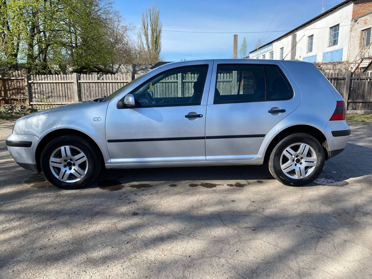 Продам Golf 4 1.4 бензин 2001 р