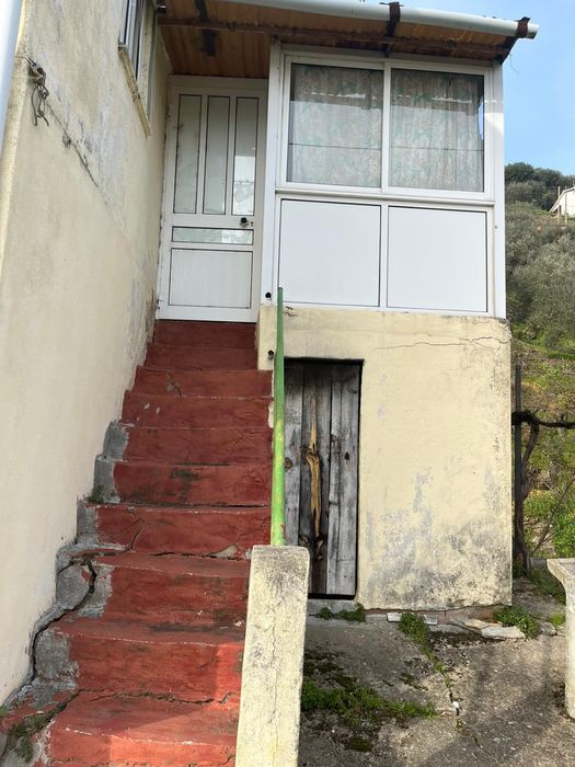 Vendo casa para restauro