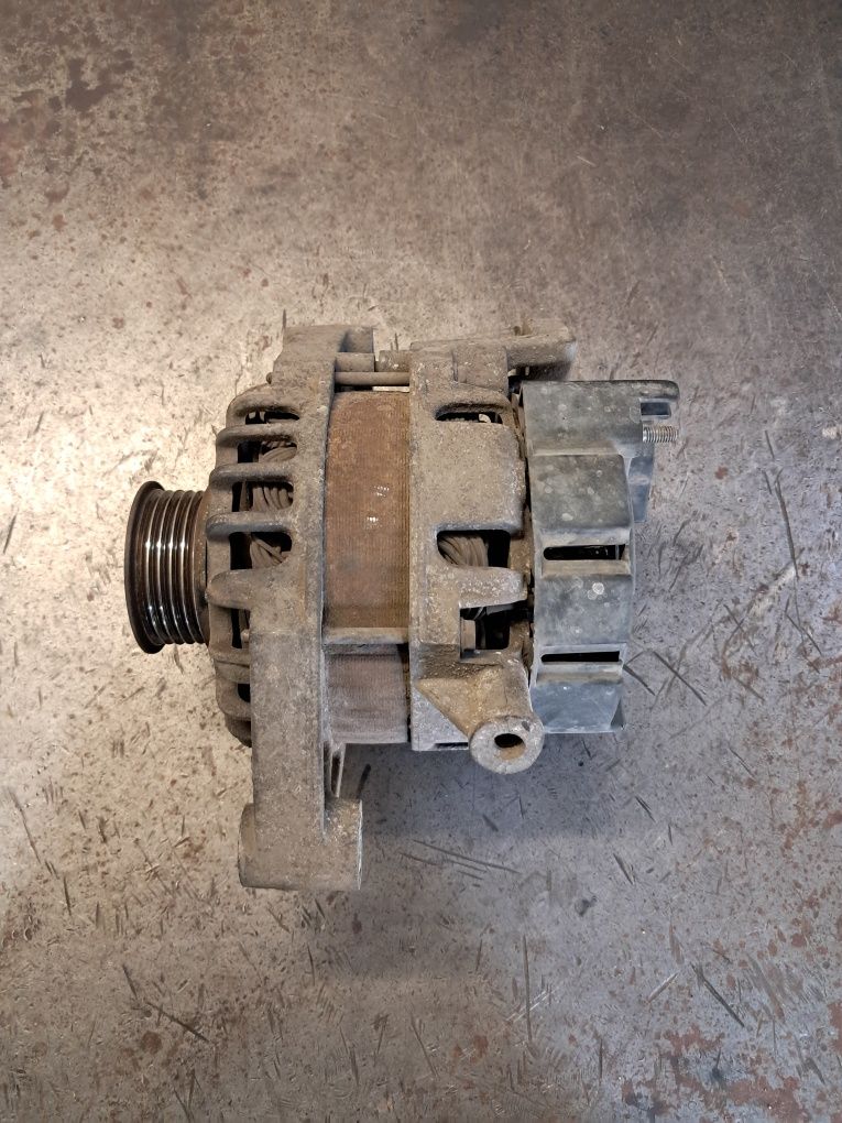 Alternator Valeo 70A Opel Astra G 2 Benzyna 1.6 16v Rok 2000