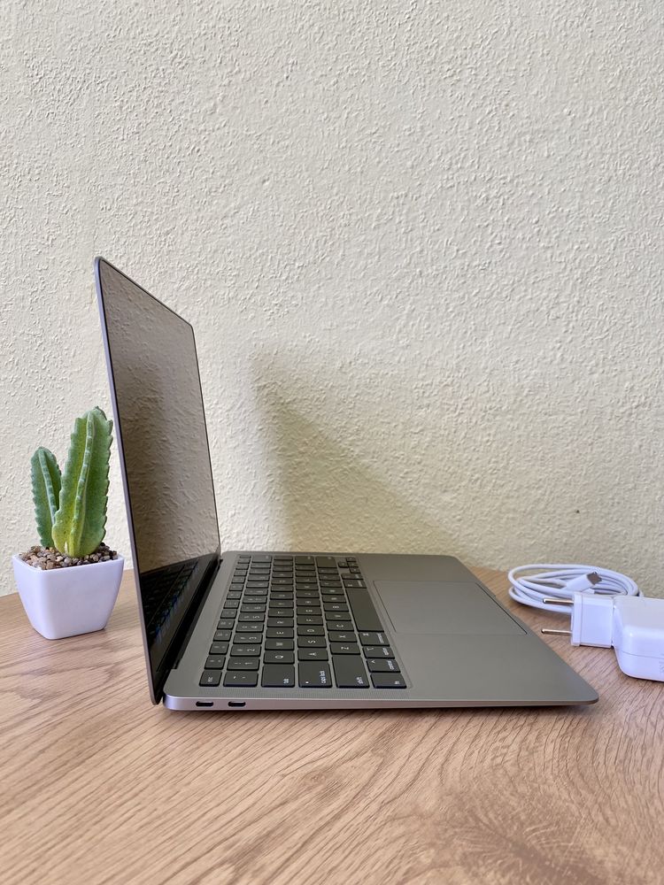 Macbook Air 13" 2020 i5-1030NG7 16/256GB ІДЕАЛ 83 ЦИКЛА