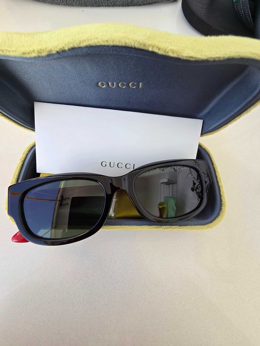 Óculos Gucci lindos com acessorios