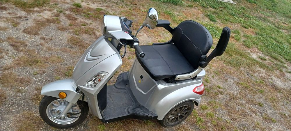 Skuter elektryczny inwalidzki