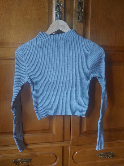 Vendo várias peças de roupa em ótimo estado. Várias fotografias.