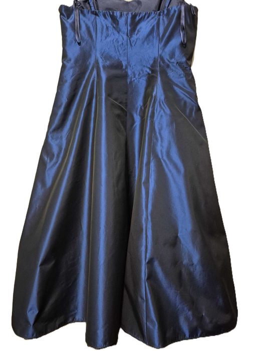 Sukienka wizytowa na specjalne okazje z tafty  debiut rozm.40