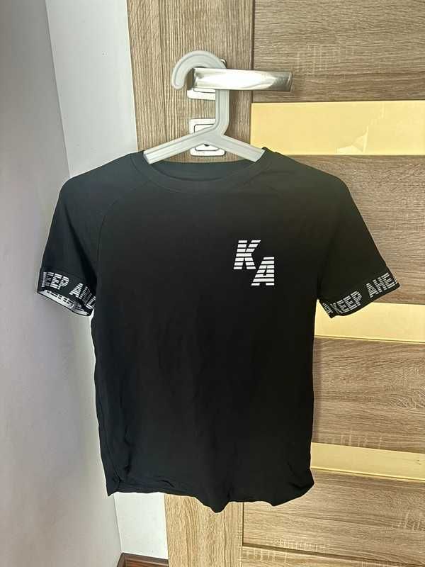 Koszulka Bershka czarna (XS)