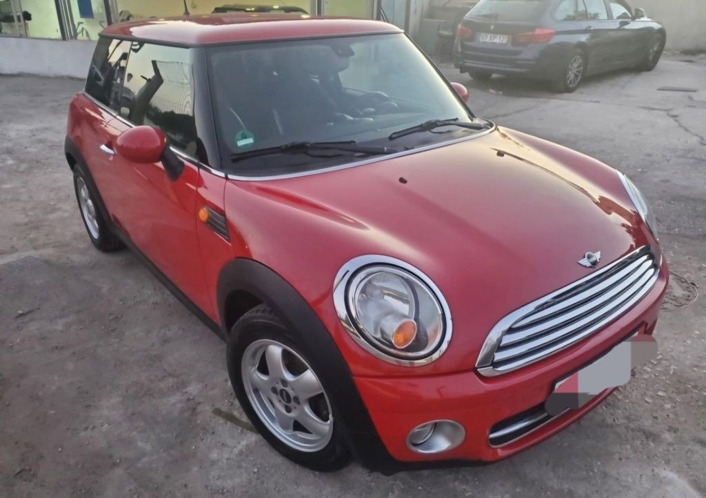 Mini Cooper D 2010 só 170.000 km