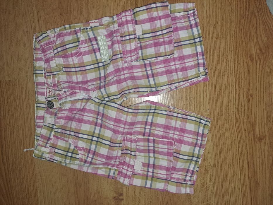 Krótkie spodenki 116