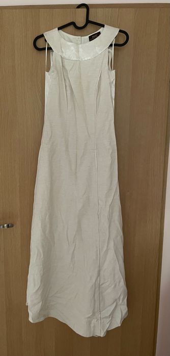 Długa dopasowana i rozkloszowana sukienka Makalu beż, ecru.