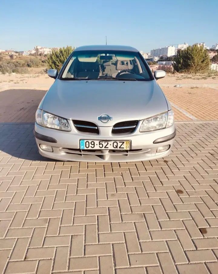 Nissan Almera 2.2