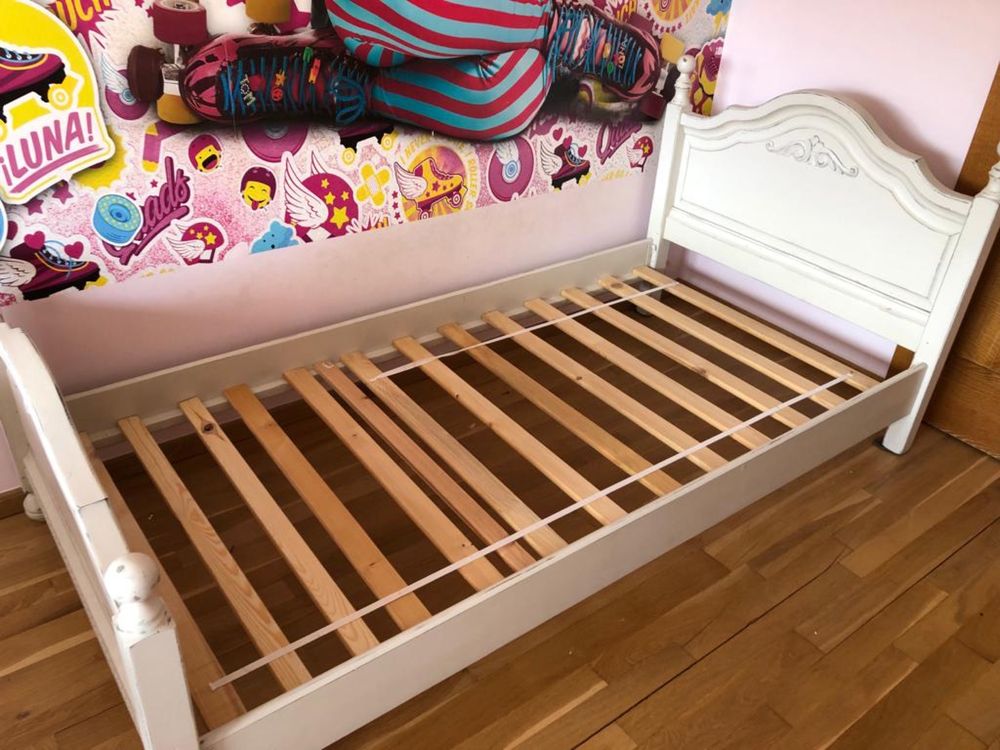 Łóżko w styli prowansalskim 200x90