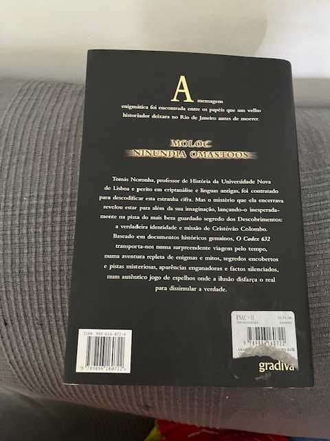 Livro O Codex 632