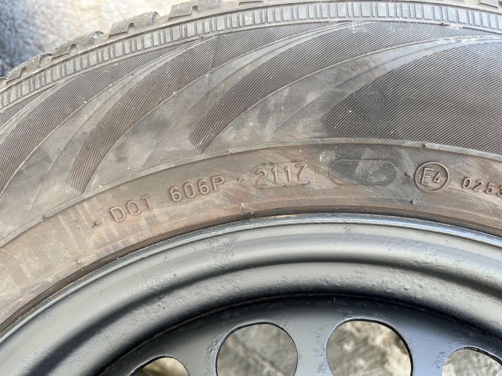 Opony z felgami Nokian WRD3 195/65 R15 5x112