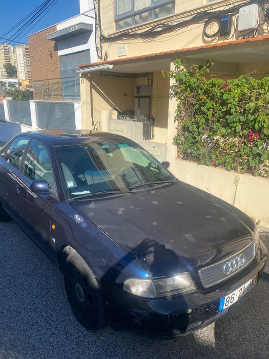 Vendo Audi  – velho, mas rijo!