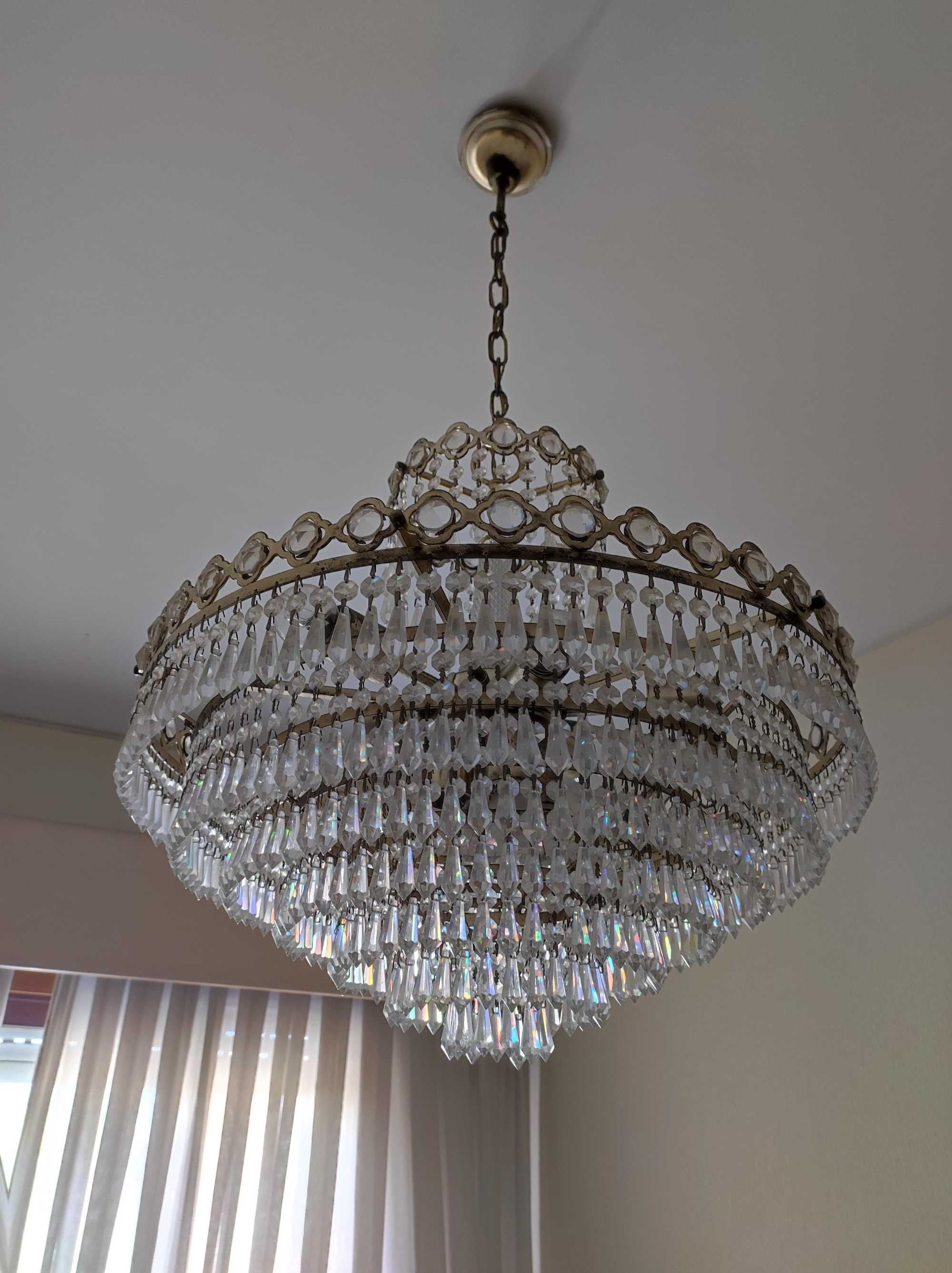 Cadeeiro de tecto (Lustre) em Cristal