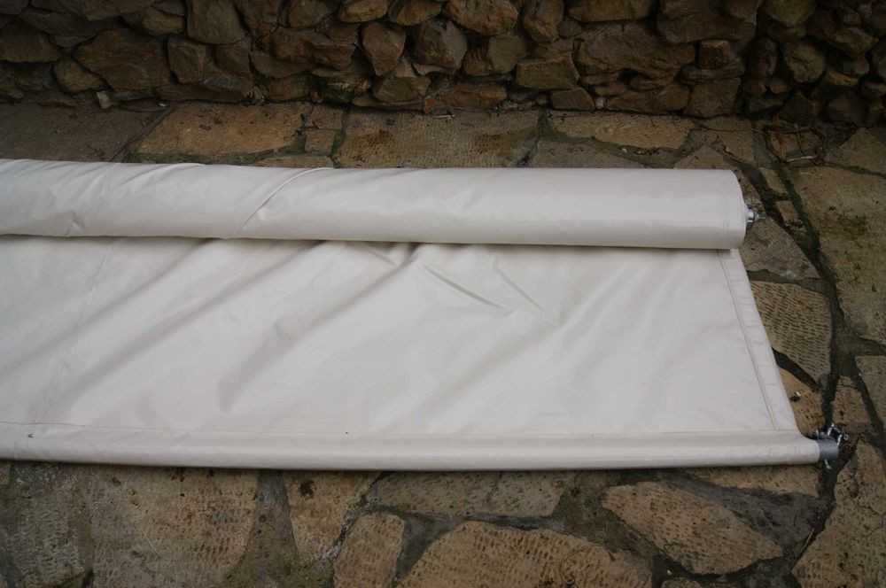 Vendo toldo em PVC NOVO