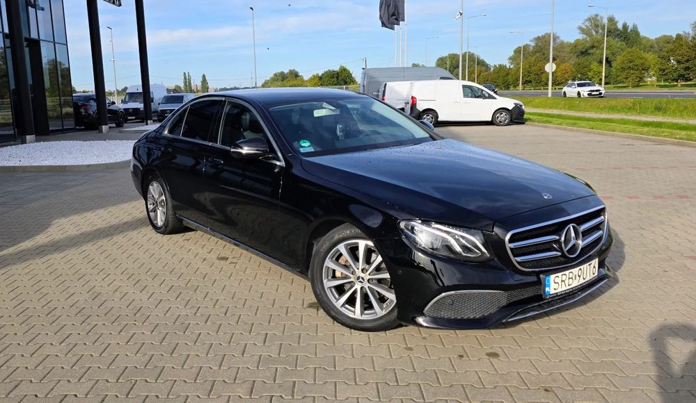 Mercedes-Benz Klasa E FV23% Salon PL Serwis ASO Zadbany, 75.000 netto