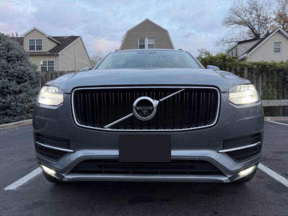 Volvo XC90 T6 Momentum      2018
