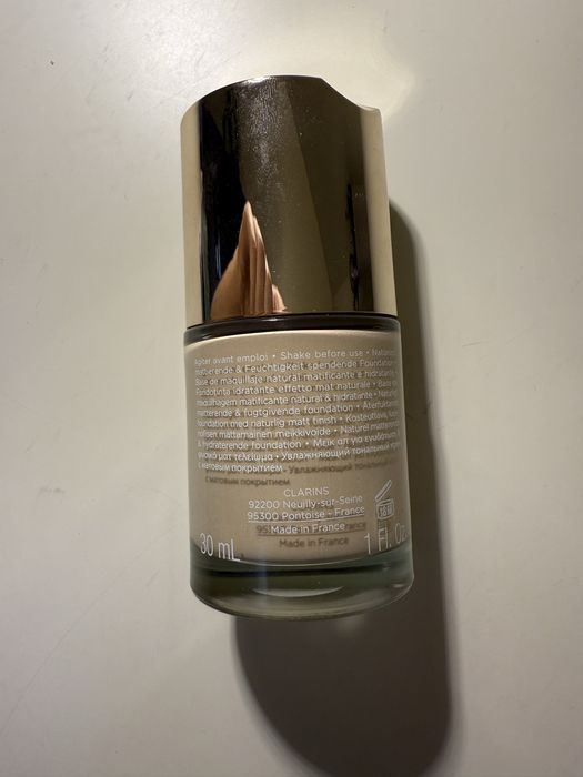 CLARINS Skin Illusion Velvet