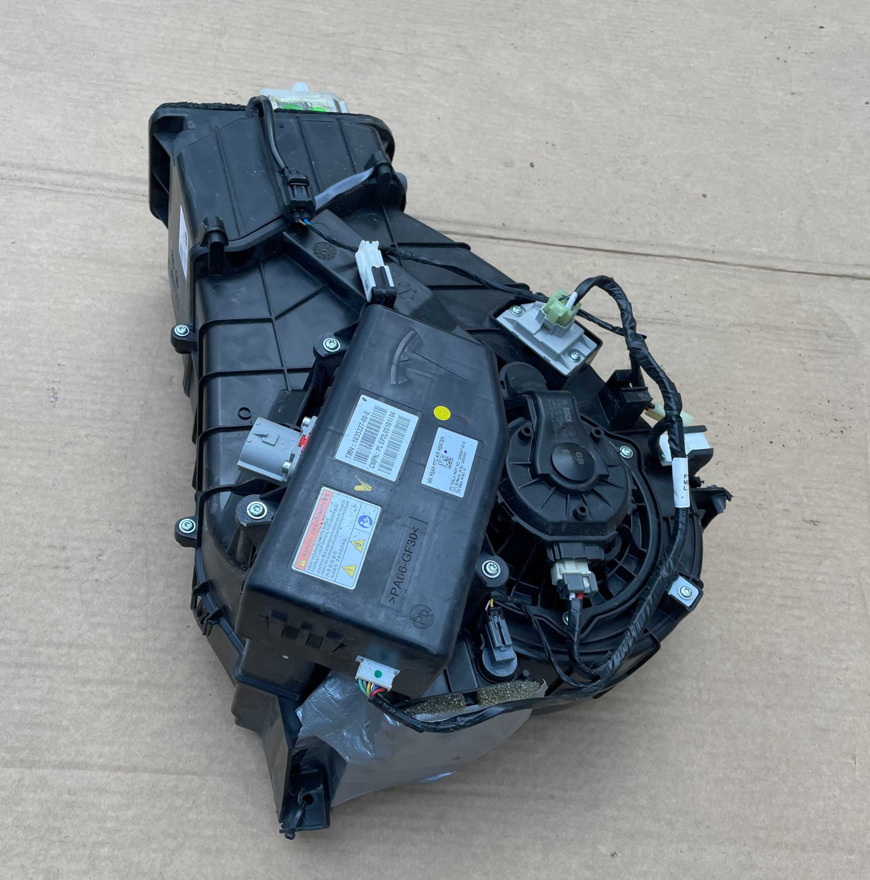 Печка задняя в сборе Tesla model X 1023883-00-l tesla x Пічка задня