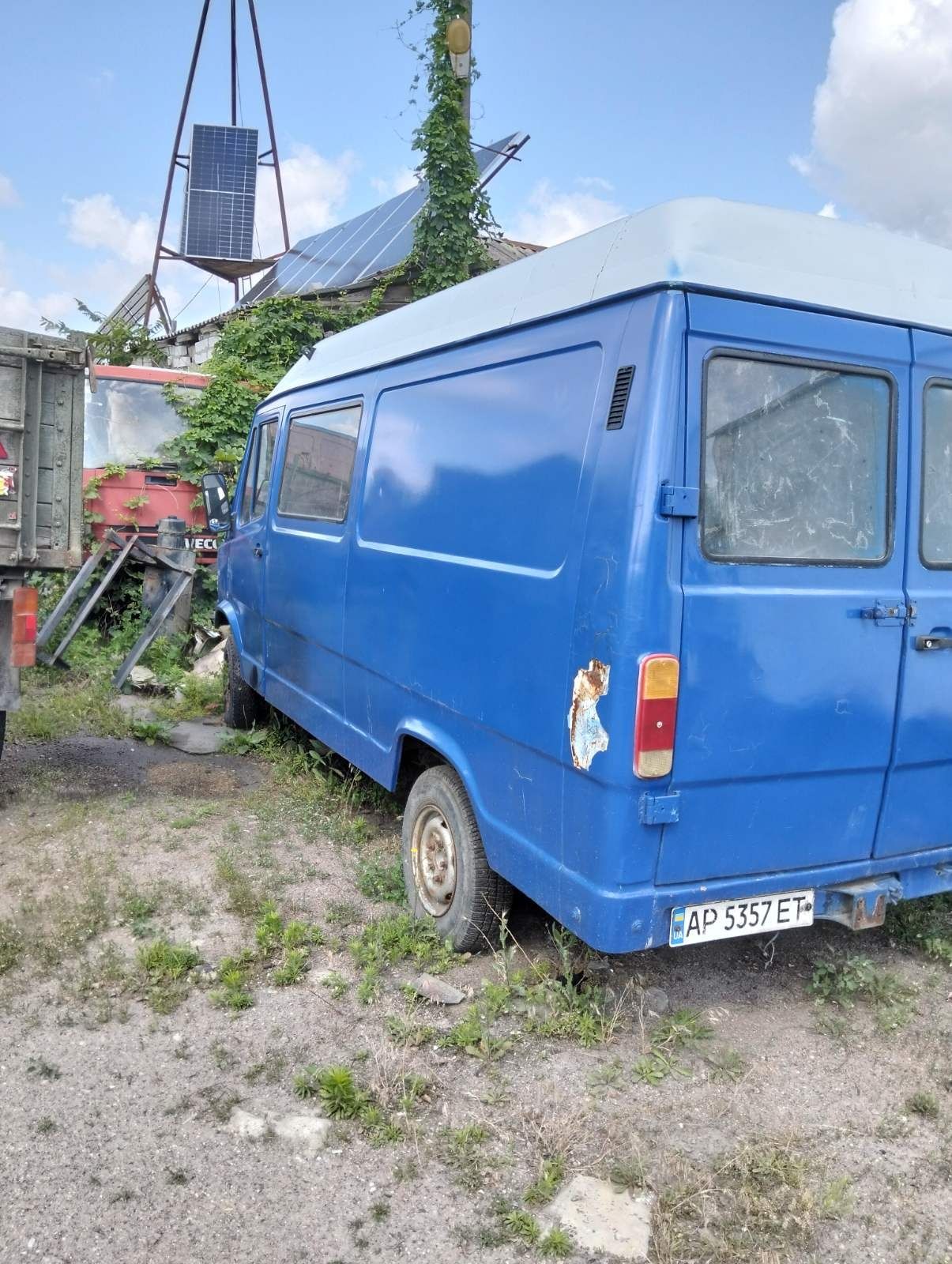 Продам мерседес 208