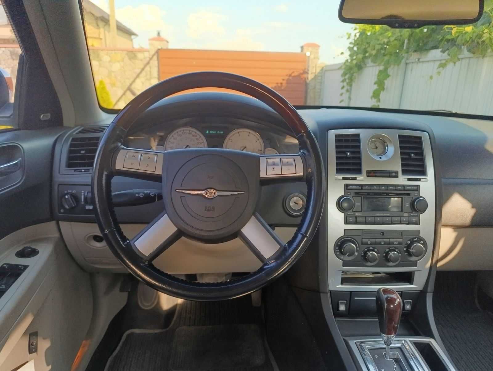 Продам Chrysler 300c  2006 рік