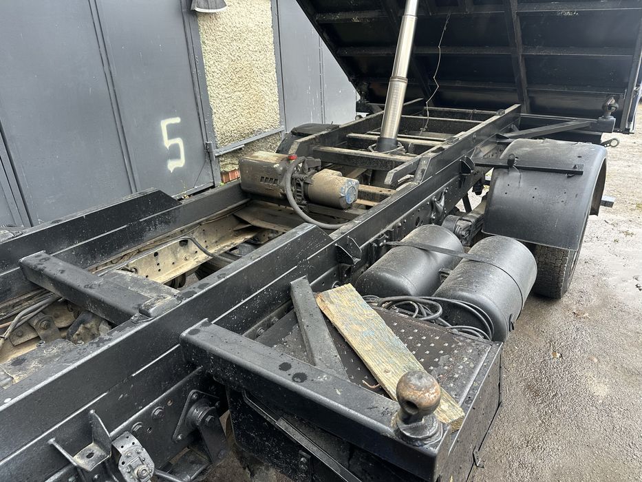 Машина сів поіхав