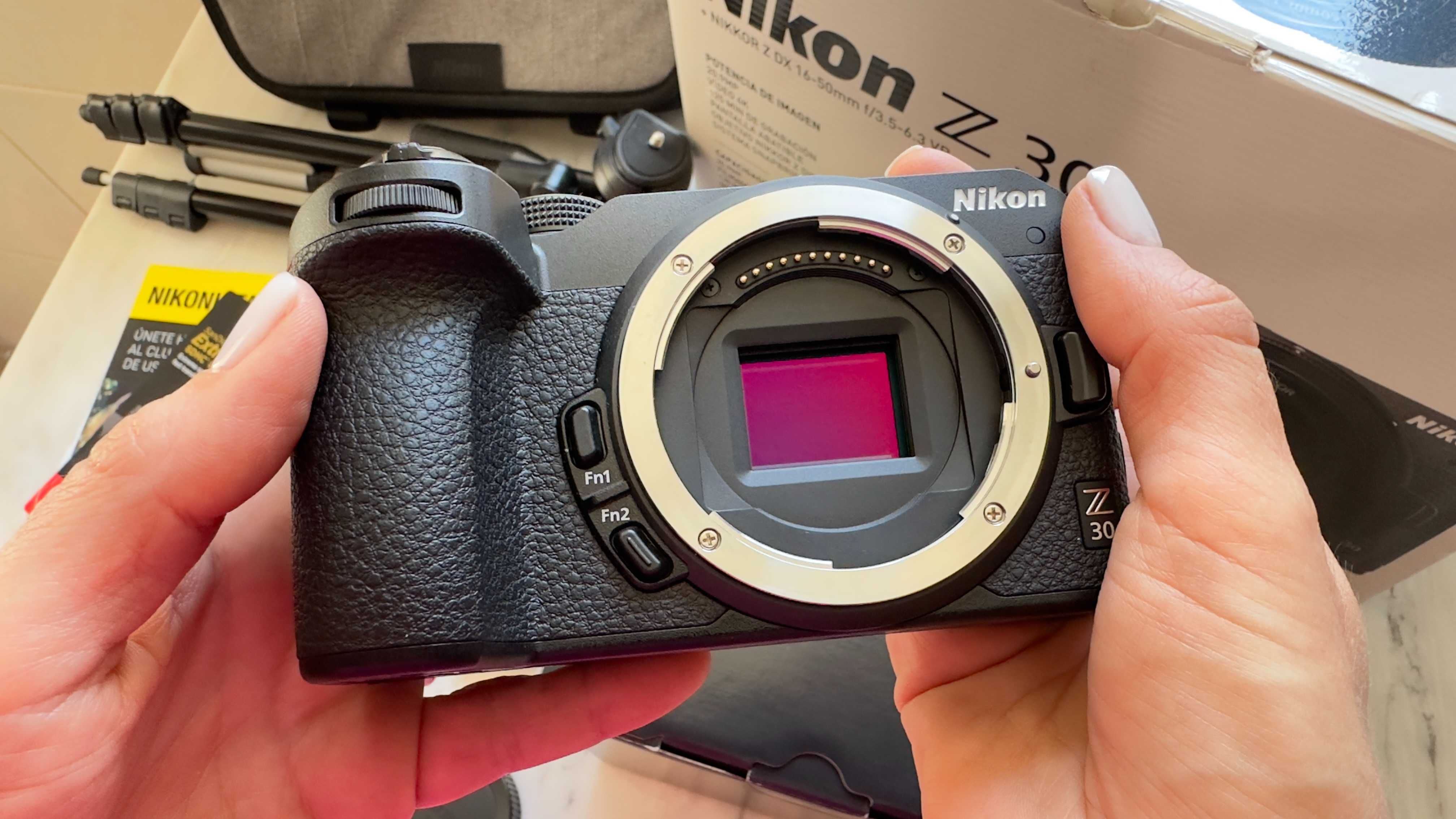 Nikon Z30 como NOVA + Extras